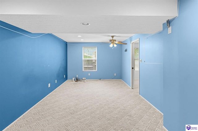5908 Saddle Blanket Drive, Louisville, KY 40219