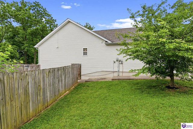 5908 Saddle Blanket Drive, Louisville, KY 40219