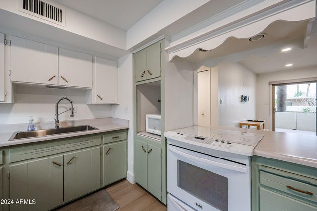 6824 E 2ND Street 206, Scottsdale, AZ 85251