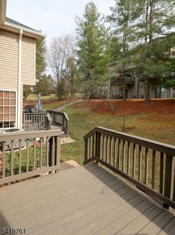 20 Forsgate Ter, Clinton Twp., NJ 08801