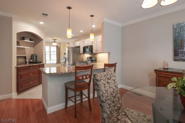 20 Forsgate Ter, Clinton Twp., NJ 08801