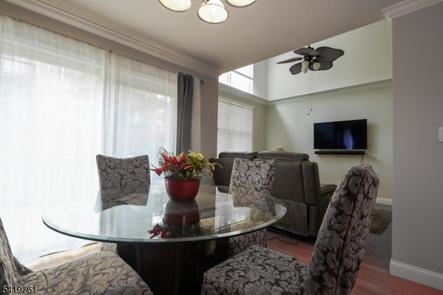 20 Forsgate Ter, Clinton Twp., NJ 08801