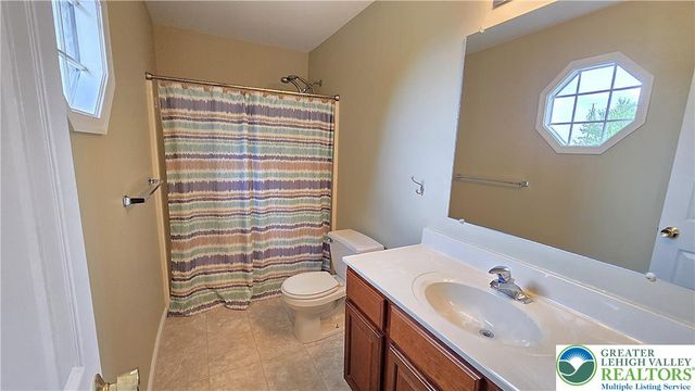 6668 Pioneer Drive, Lower Macungie Twp, PA 18062