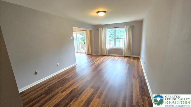 6668 Pioneer Drive, Lower Macungie Twp, PA 18062