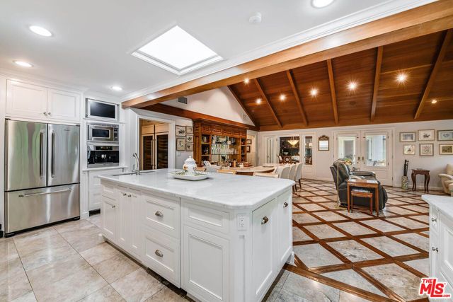 9921 Toluca Lake Avenue, Toluca Lake (los Angeles), CA 91602