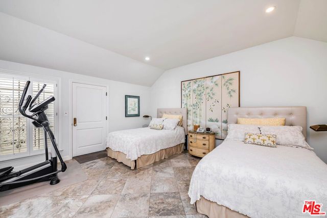 9921 Toluca Lake Avenue, Toluca Lake (los Angeles), CA 91602