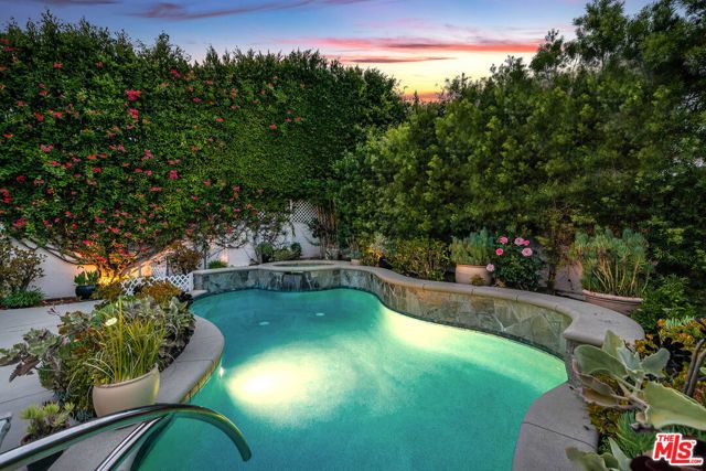 9921 Toluca Lake Avenue, Toluca Lake (los Angeles), CA 91602
