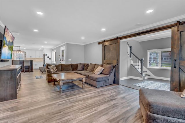 420 Dare Road, Selden, NY 11784