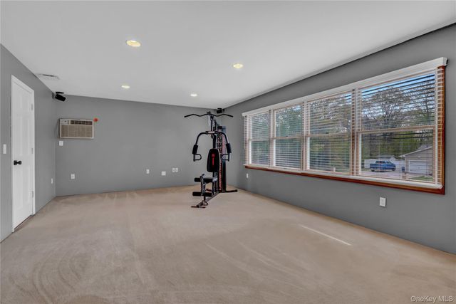 420 Dare Road, Selden, NY 11784