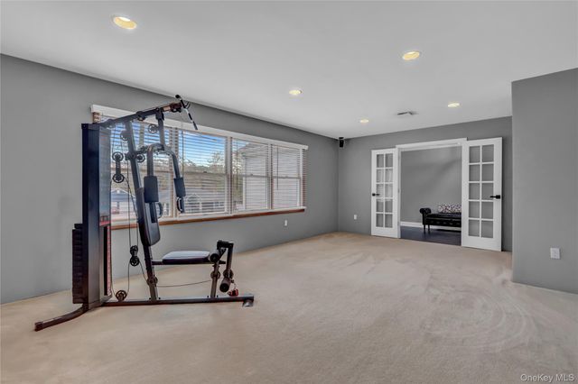 420 Dare Road, Selden, NY 11784