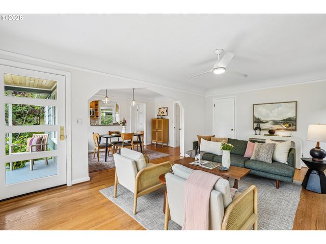 6343 Ne MALLORY Ave, Portland, OR 97211