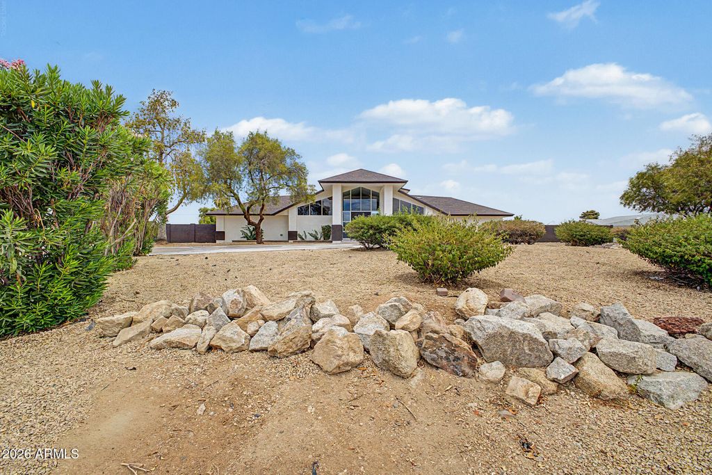 11132 W KOLINA Lane, Sun City, AZ 85351 — photo 2