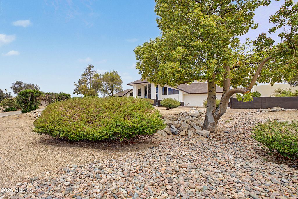 11132 W KOLINA Lane, Sun City, AZ 85351 — photo 3