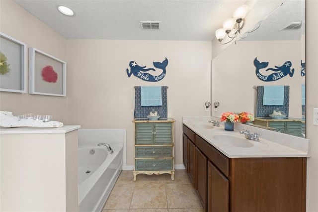 4954 CASTLE STREET E, Kissimmee, FL 34758