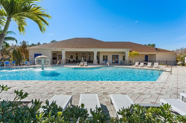 4954 CASTLE STREET E, Kissimmee, FL 34758