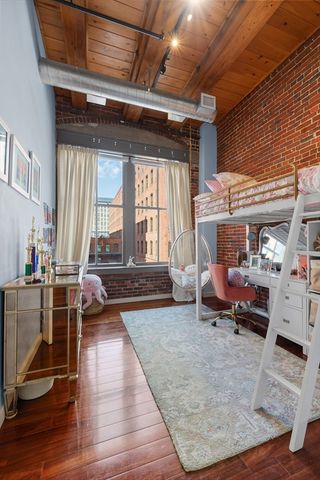 35 Channel Center 210, Boston, MA 02210