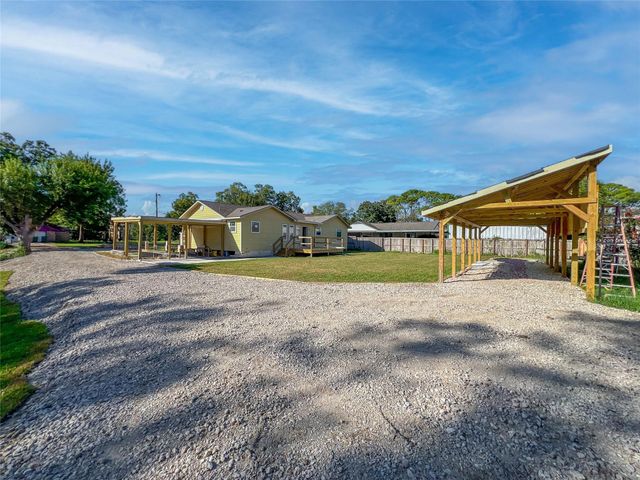 3200 Hoover Street, La Marque, TX 77568