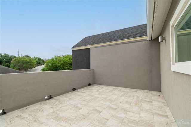 5404 N Crown Point, Pharr, TX 78577