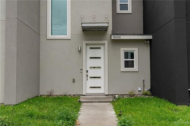 5404 N Crown Point, Pharr, TX 78577