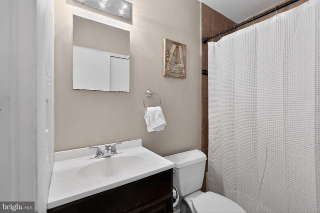 41 BURGUNDY DR, Marlton, NJ 08053