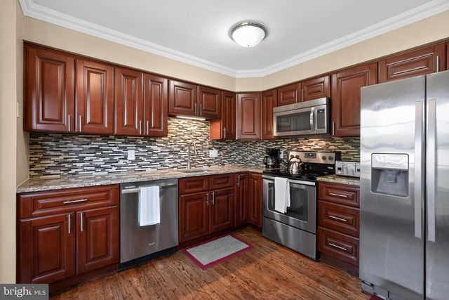41 BURGUNDY DR, Marlton, NJ 08053