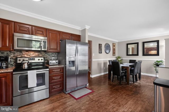 41 BURGUNDY DR, Marlton, NJ 08053