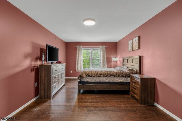 217 Vasser Dr, Piscataway Twp., NJ 08854