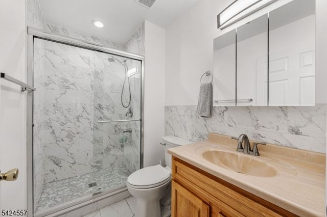 217 Vasser Dr, Piscataway Twp., NJ 08854