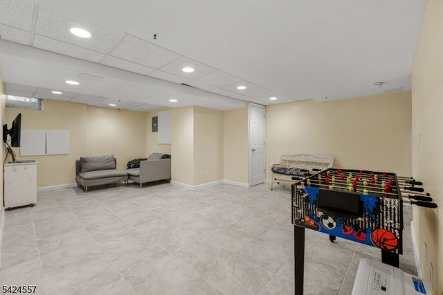 217 Vasser Dr, Piscataway Twp., NJ 08854