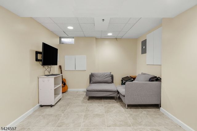 217 Vasser Dr, Piscataway Twp., NJ 08854