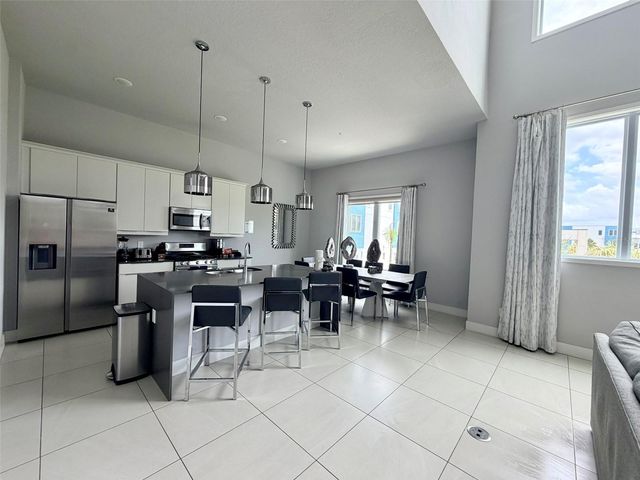 7770 SANDY RIDGE DRIVE 207, Reunion, FL 34747