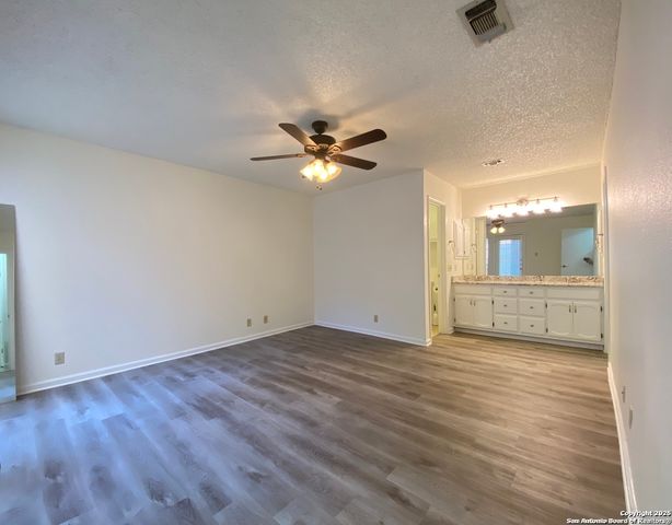 6438 Brookway, San Antonio, TX 78240