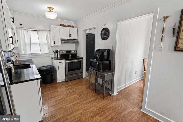 1 E MILBY ST, Harrington, DE 19952