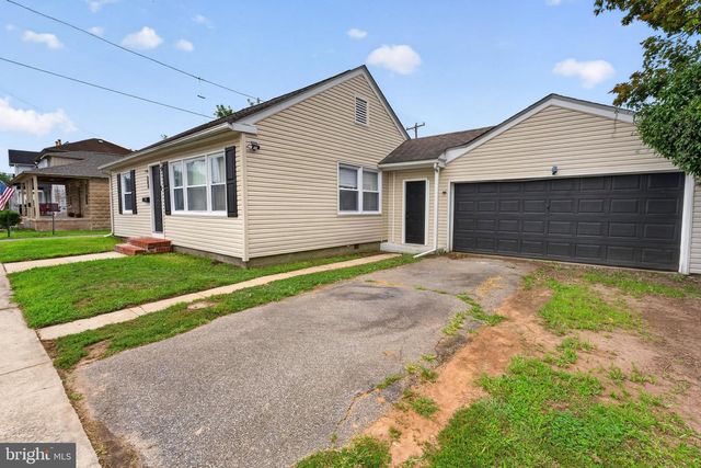 1 E MILBY ST, Harrington, DE 19952