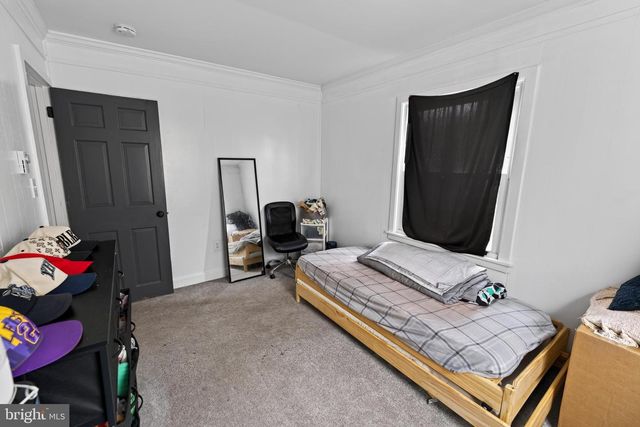 1 E MILBY ST, Harrington, DE 19952