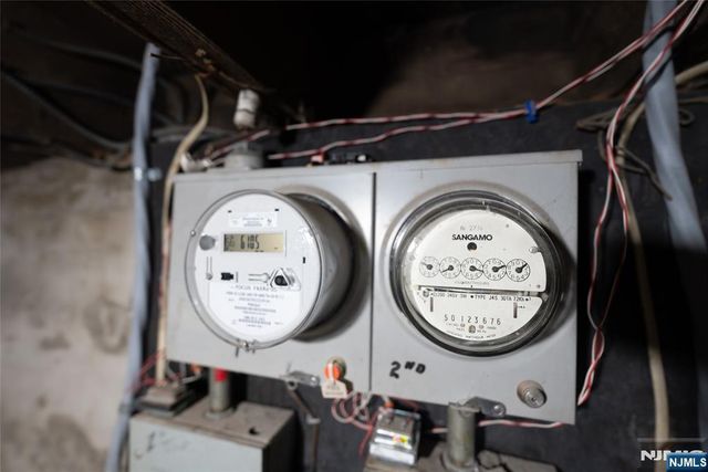 182 Summer Avenue, Newark, NJ 07104