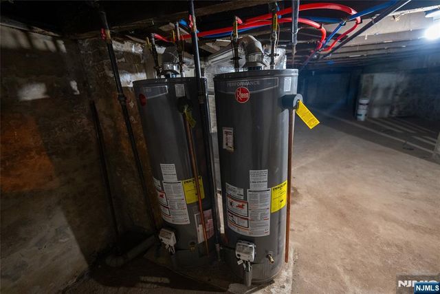 182 Summer Avenue, Newark, NJ 07104