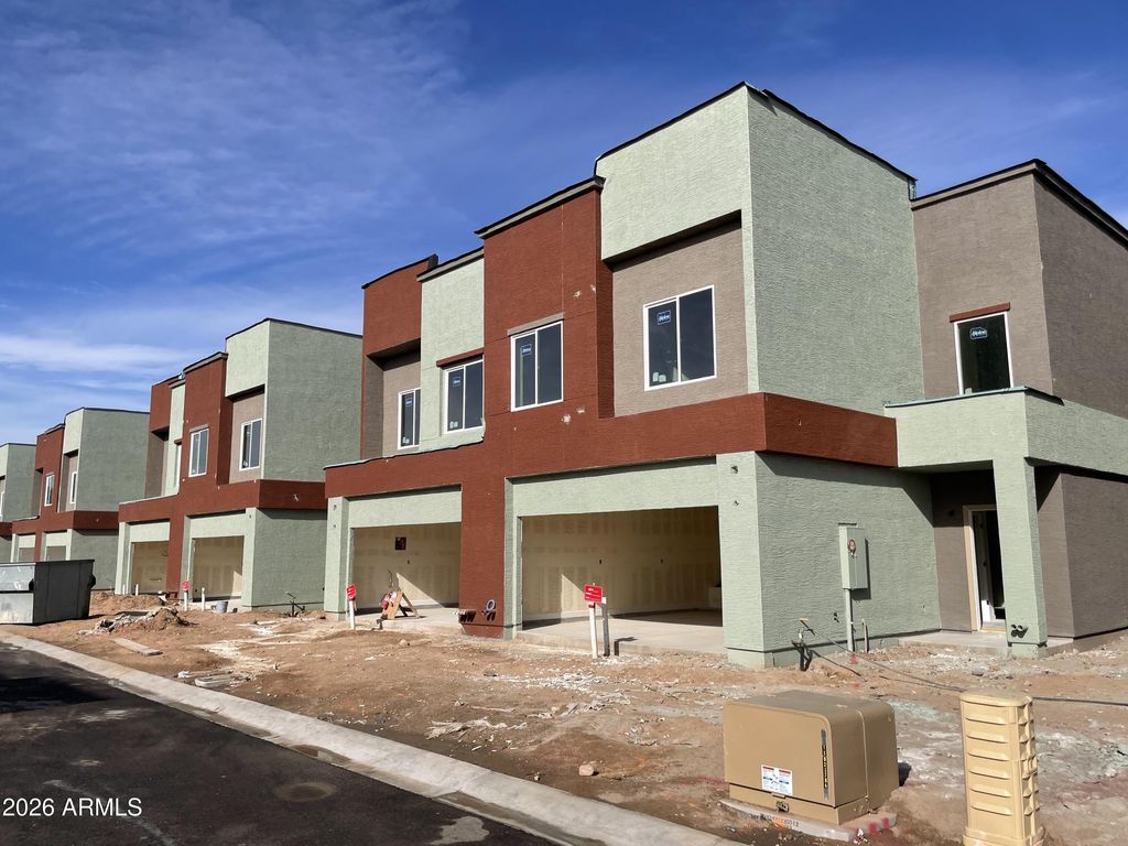 602 E WILLETTA Street, Goodyear, AZ 85338 — exterior