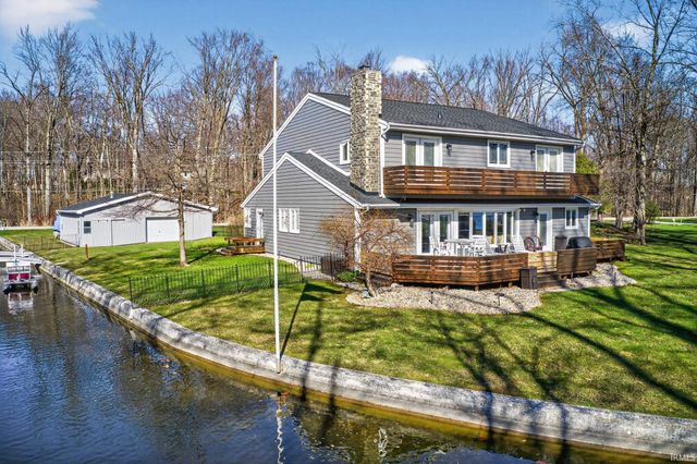 6611 N. Kalorama Rd., Leesburg, IN 46538