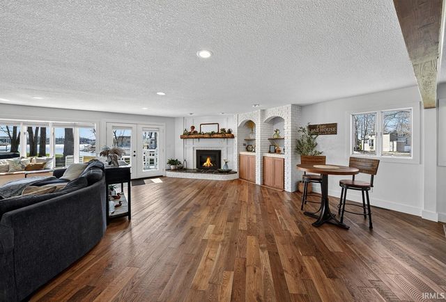 6611 N. Kalorama Rd., Leesburg, IN 46538