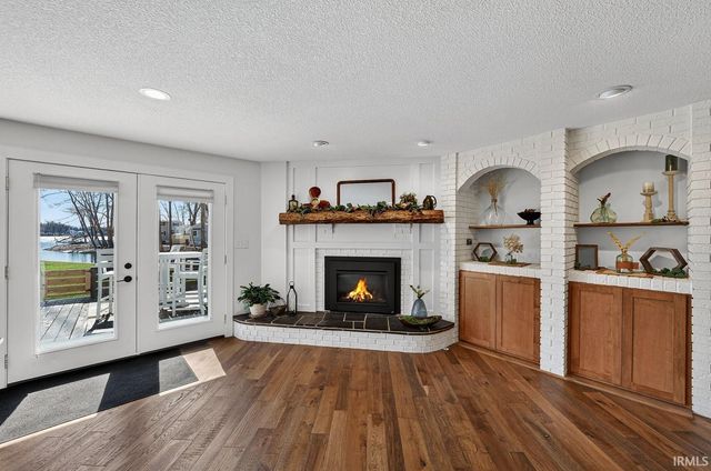 6611 N. Kalorama Rd., Leesburg, IN 46538