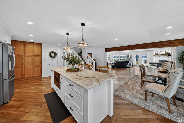 6611 N. Kalorama Rd., Leesburg, IN 46538