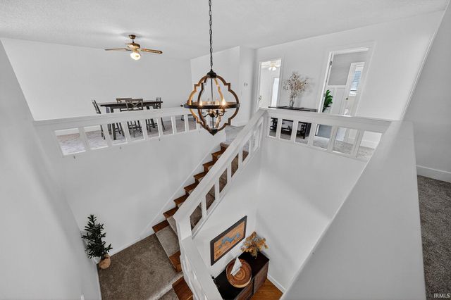 6611 N. Kalorama Rd., Leesburg, IN 46538