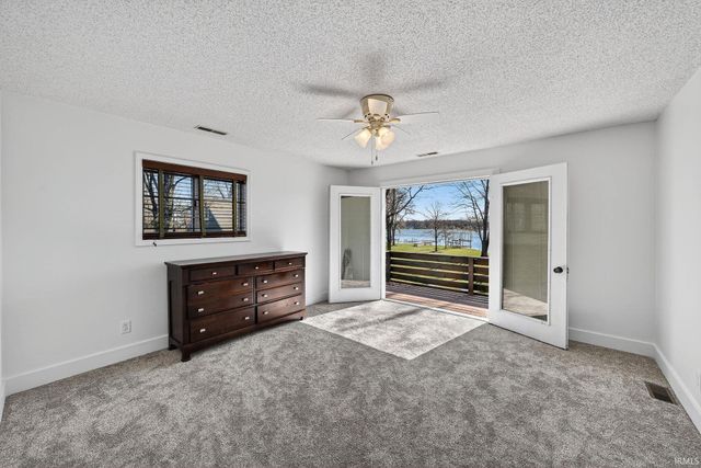 6611 N. Kalorama Rd., Leesburg, IN 46538