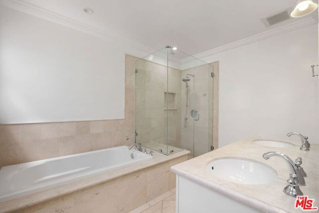 10762 Wellworth Avenue, Los Angeles, CA 90024