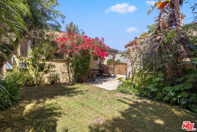 10762 Wellworth Avenue, Los Angeles, CA 90024