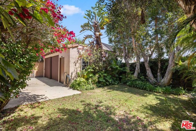 10762 Wellworth Avenue, Los Angeles, CA 90024