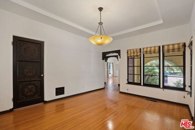 10762 Wellworth Avenue, Los Angeles, CA 90024