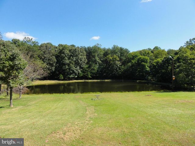 11325 BACON RACE RD, Woodbridge, VA 22192