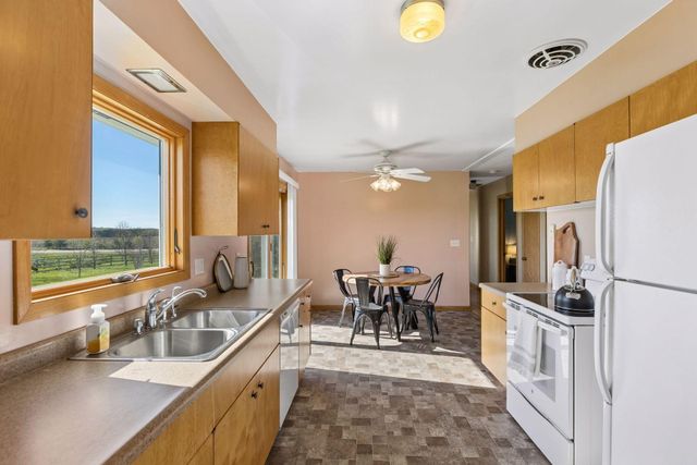 981 County Road A, Hudson, WI 54016